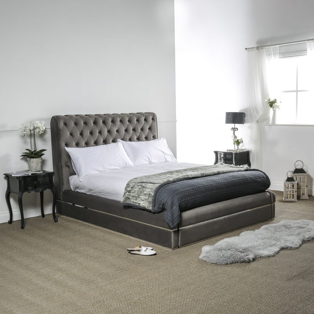 Annabelle Luxurious Grey Velvet Chesterfield King Size Bed - Image 2