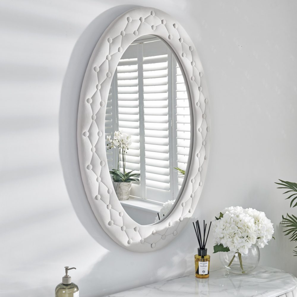 Italian Luxurious Polished Silver Framed Marble Dressing Table Set - Image 4