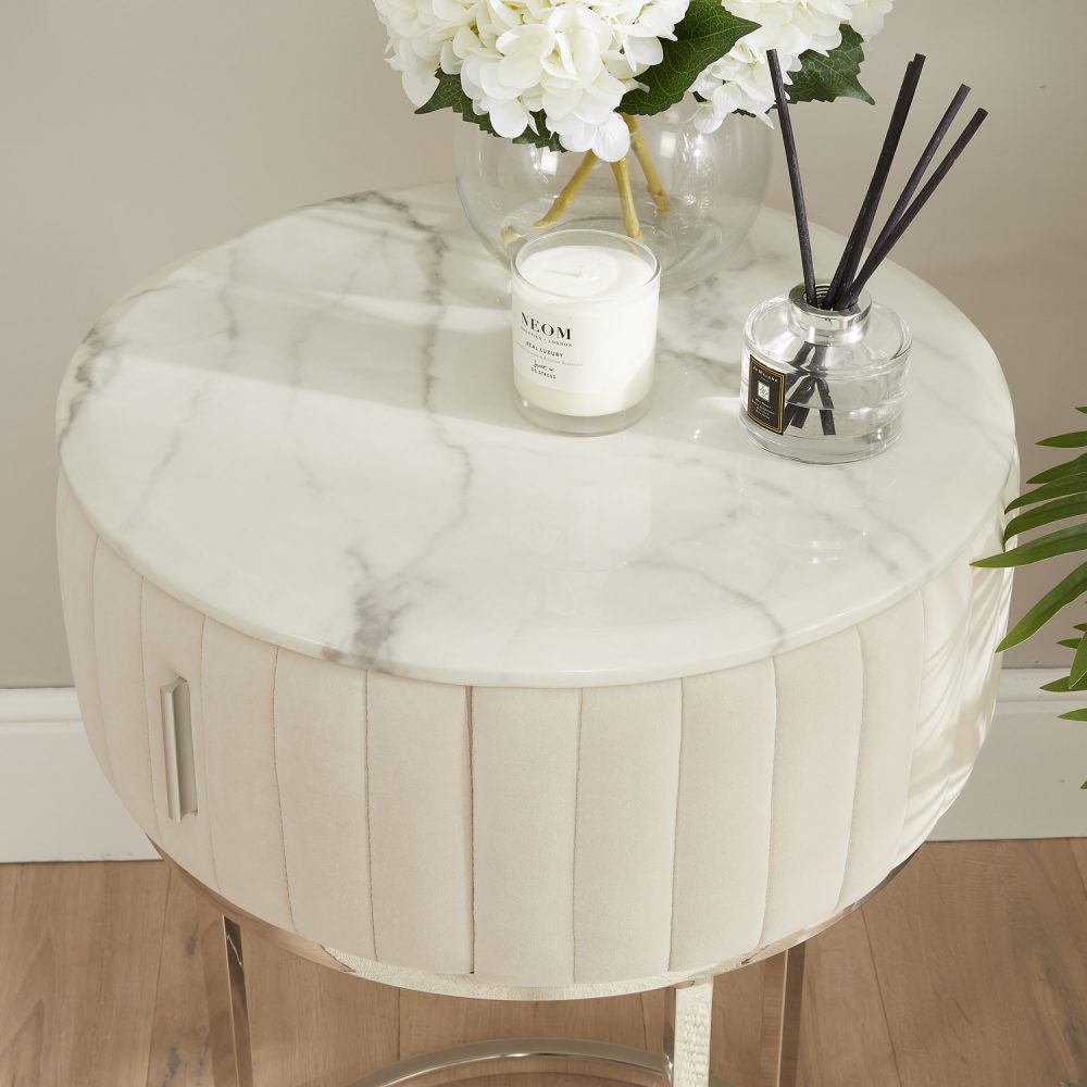 Compact Italian Polished Silver Framed Marble Dressing Table Set - Image 7